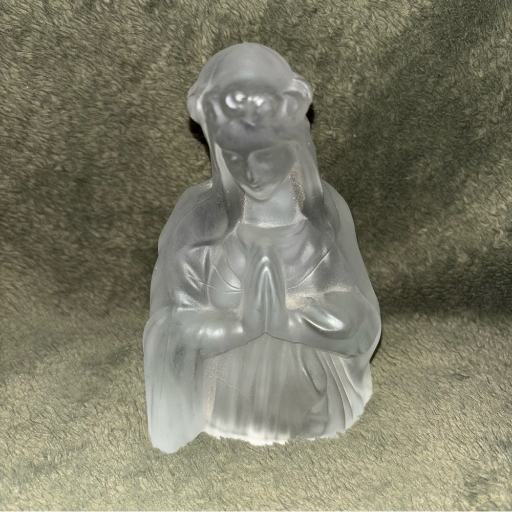 Vintage Praying Madonna Frosted Glass Figurine Bust Religious